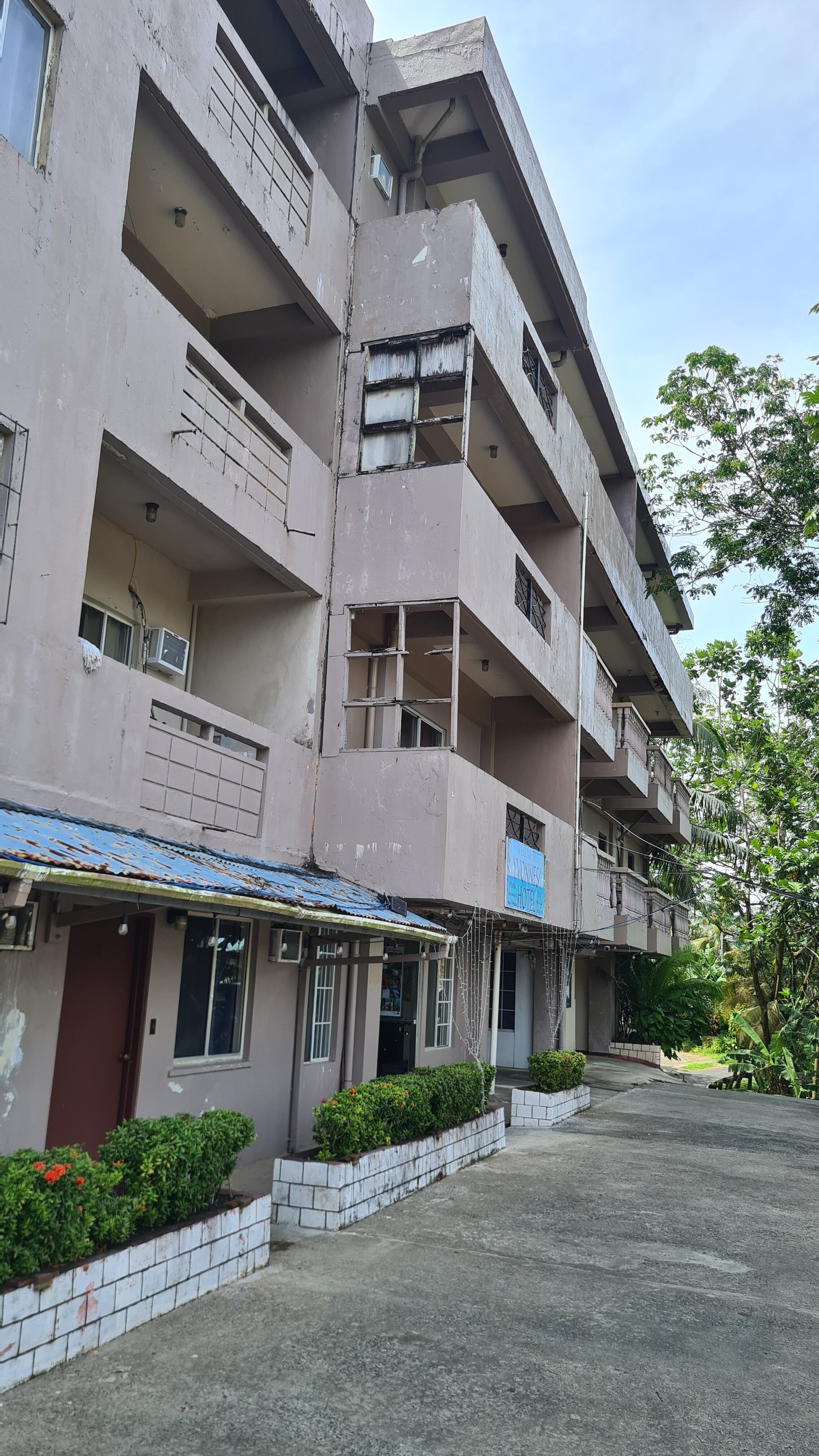 Yvonne's Hotel-浴室