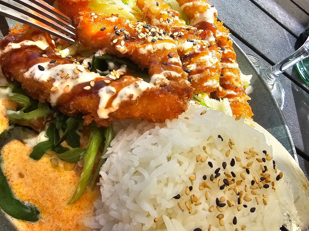 Kiyo Susz & Grill Restaurant
