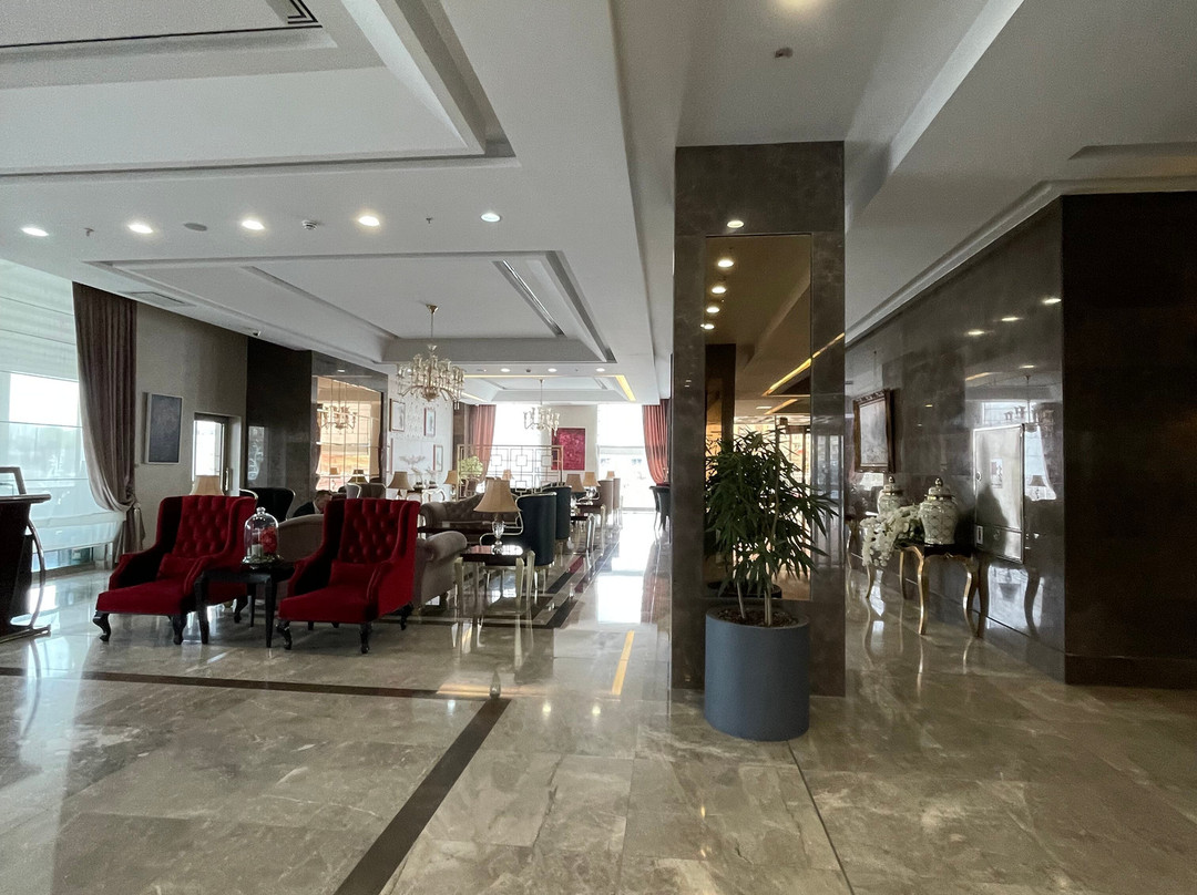 Laleh Park Hotel主图