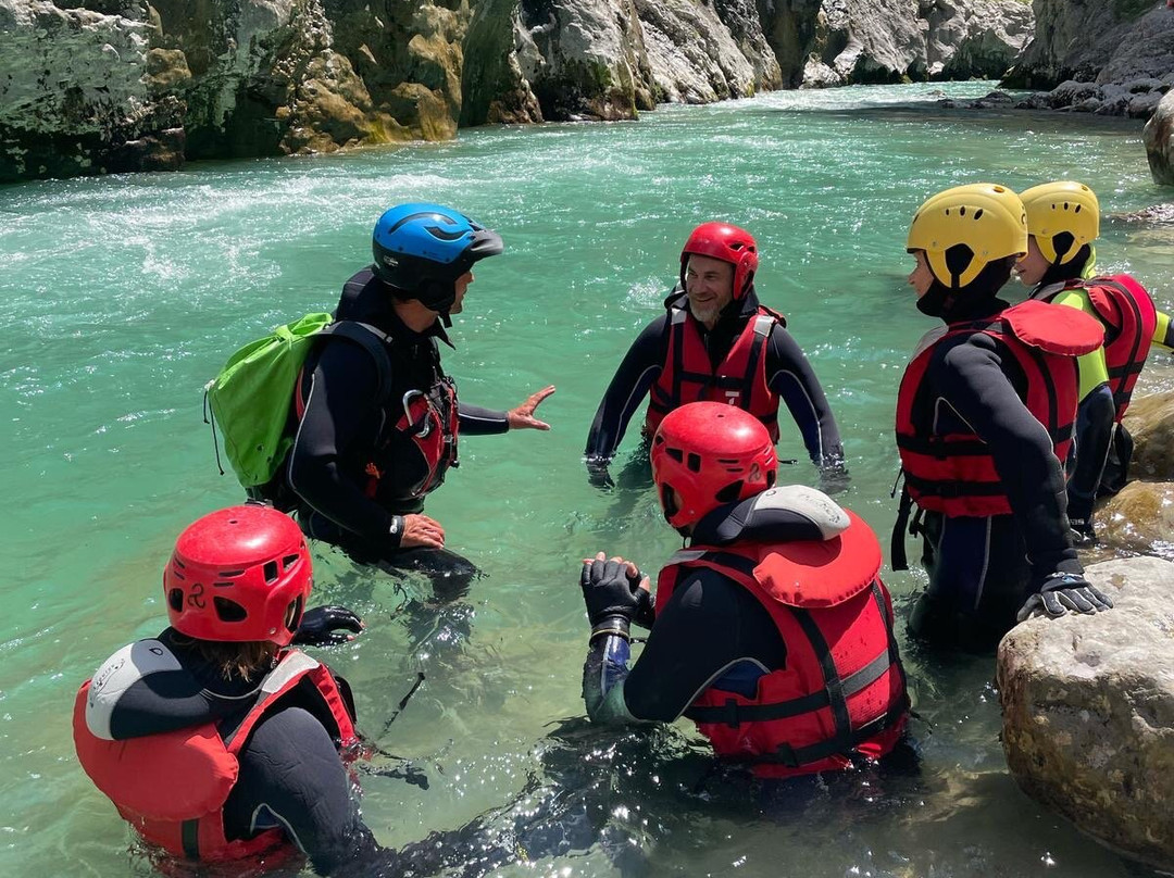 Buena Vista Rafting-卡斯特亚纳必去景点