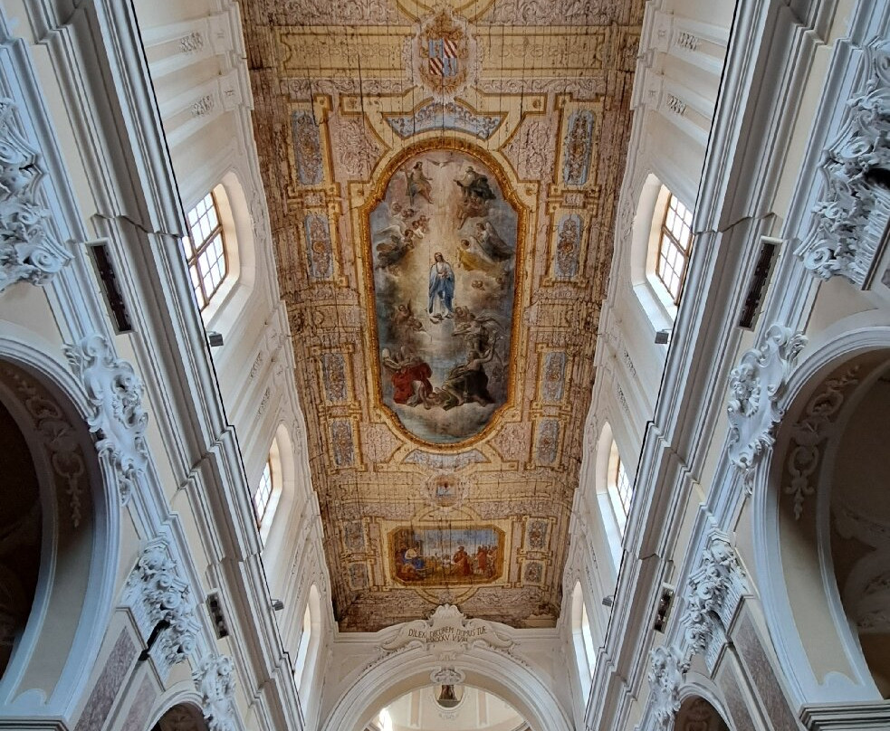 Duomo-Sant'Agata de' Goti必去景点