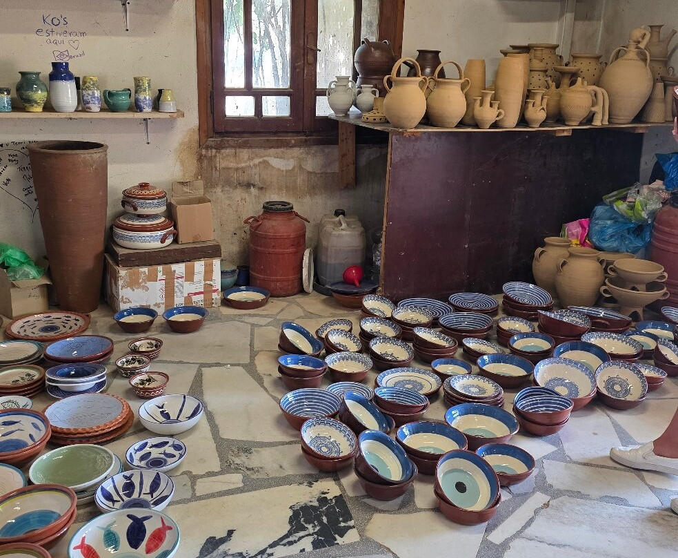 Moustaki Rental景点图片