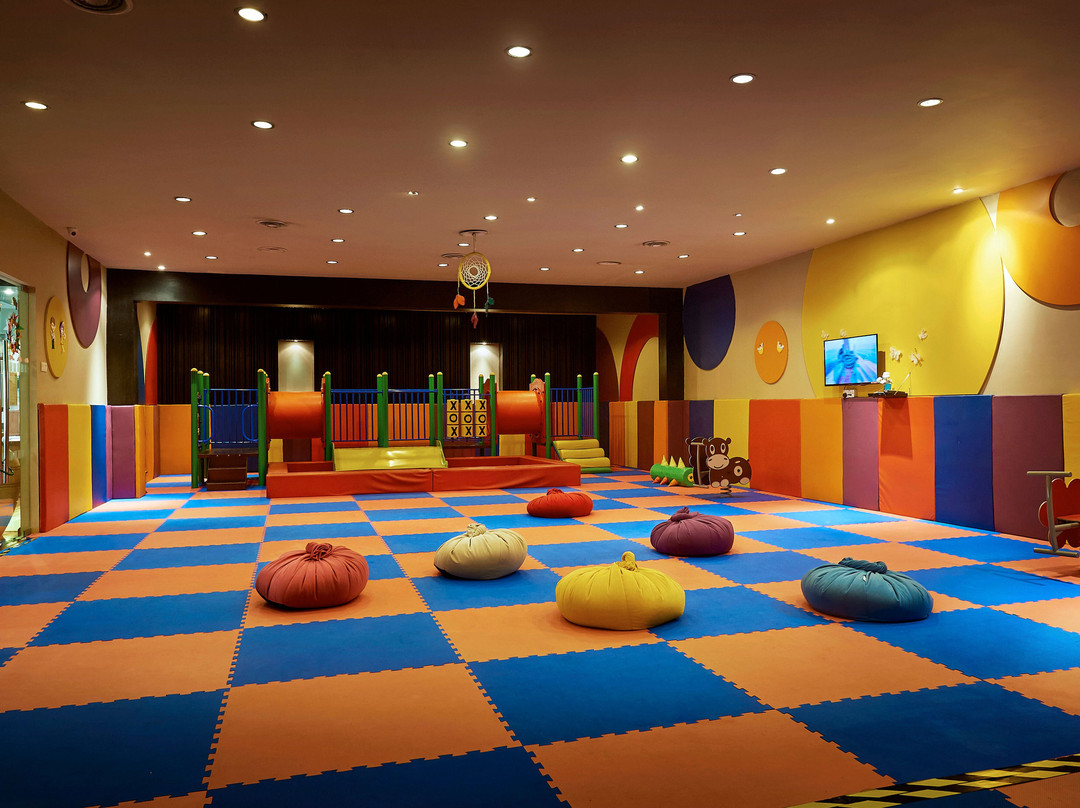 塔拉斯海滩Spa度假酒店主图