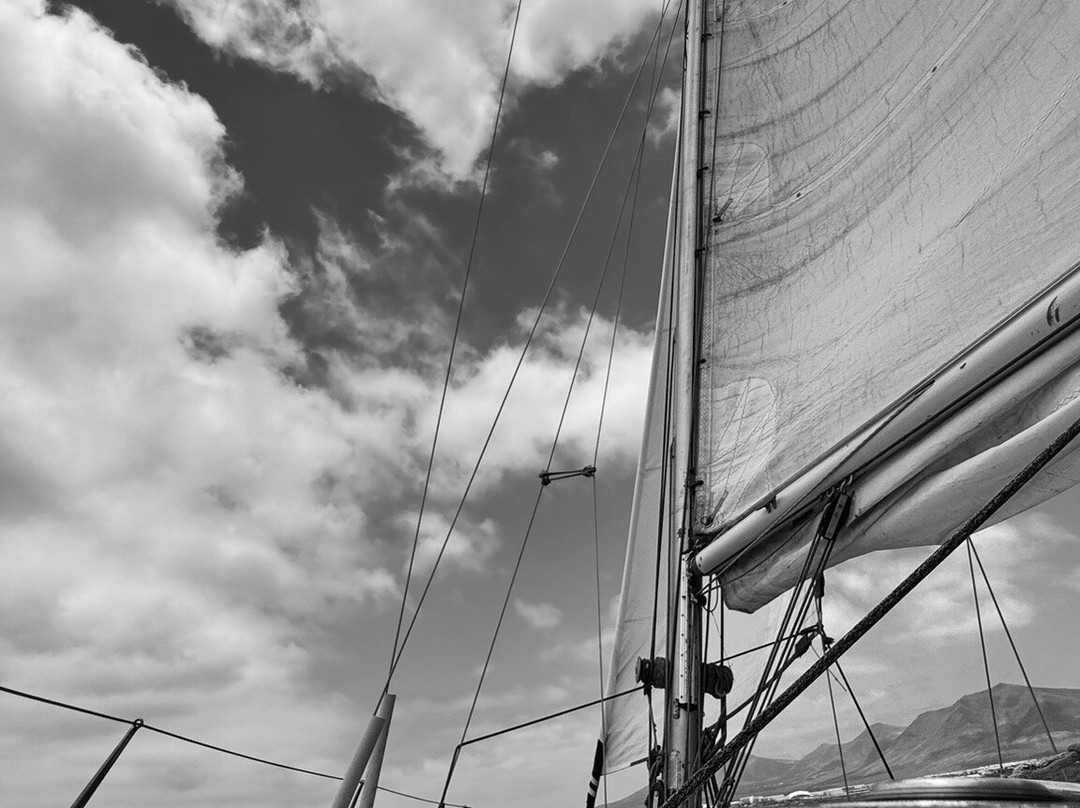 Alex Sailing-布兰卡滩必去景点