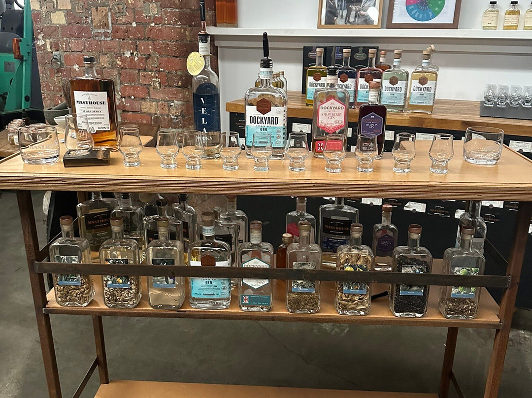 Copper Rivet Distillery景点图片