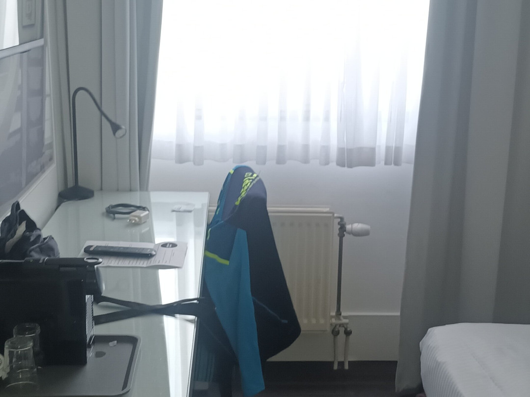 Hotel ECU - Different Hotels主图