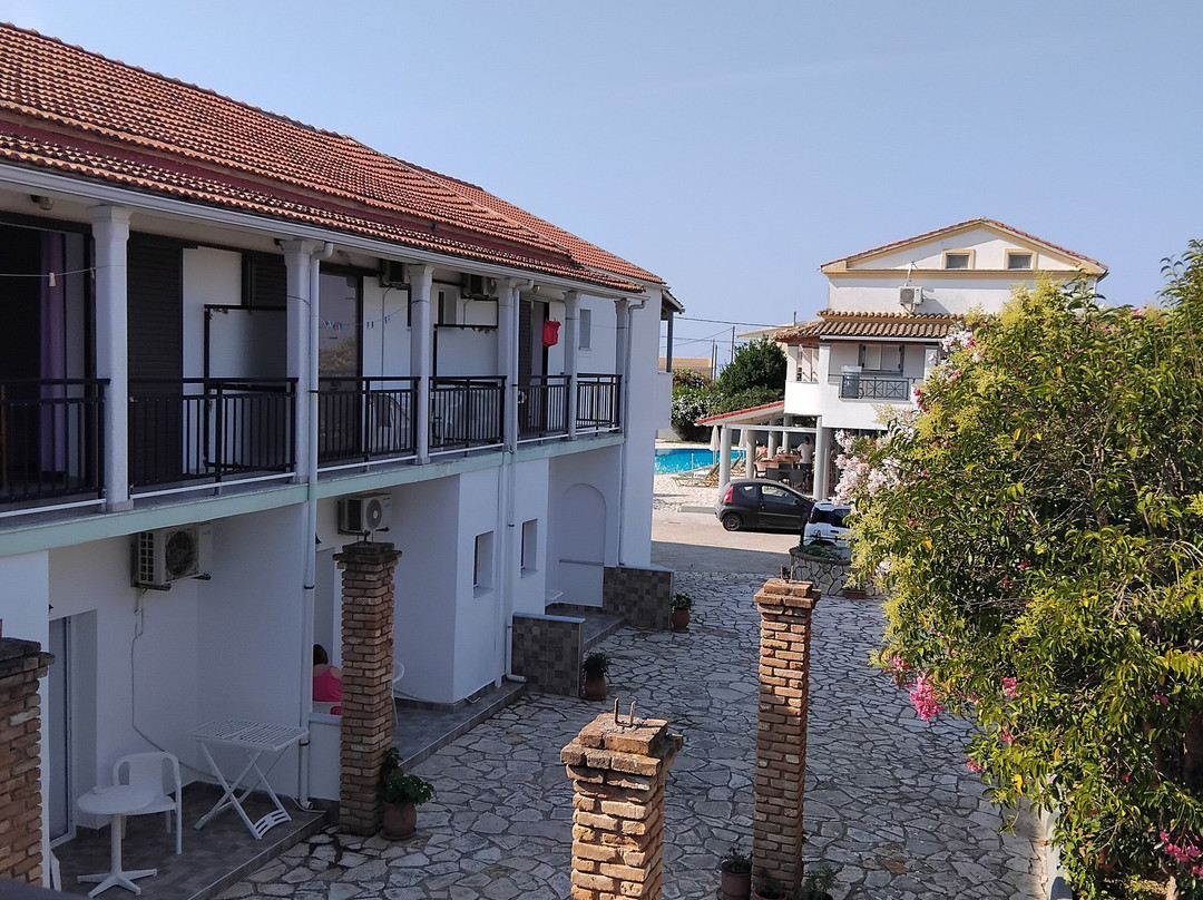 Alexander Beach Hotel主图