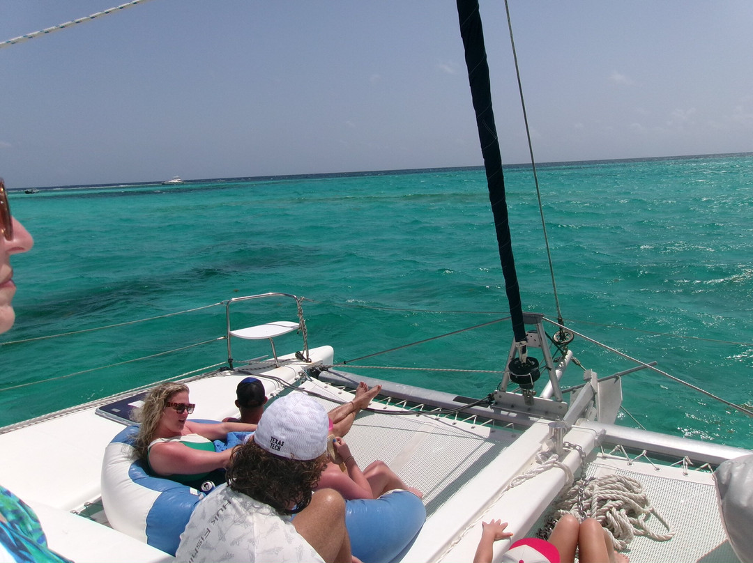 Sail With Friends Cayman-乔治城必去景点