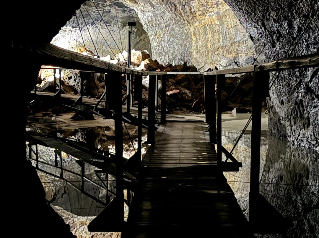 Shoshone Ice Caves-Shoshone必去景点