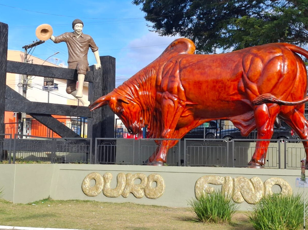 Monumento Boi Sem Coração-Ouro Fino必去景点