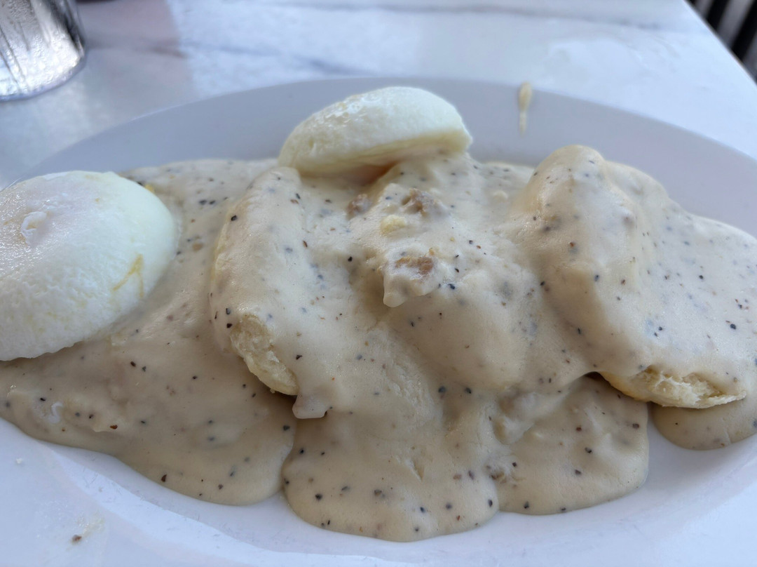 The Toasted Yolk Cafe