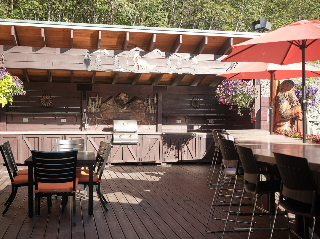 Fernie Fox Hotel主图