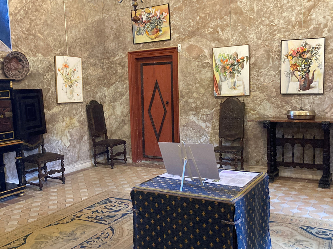 Chateau de Mauriac-Senouillac必去景点