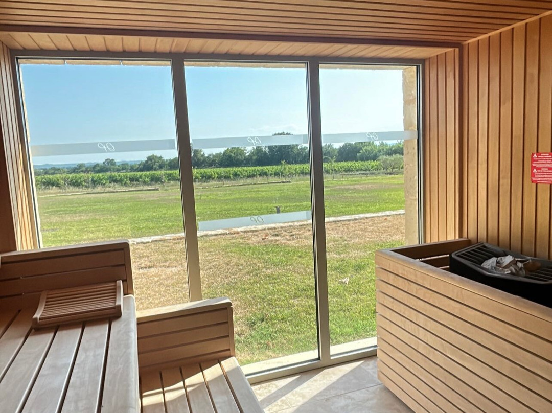 Domaine De Privadière主图