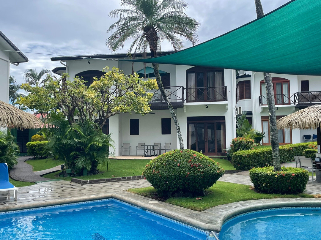 Club Del Mar, Oceanfront Resort & Condos主图