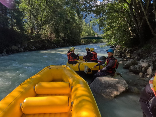 Yellowrafting-霞慕尼必去景点