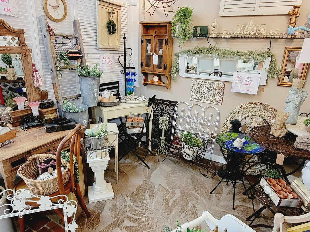 Parrot's Cove Mall-Cocoa必去景点