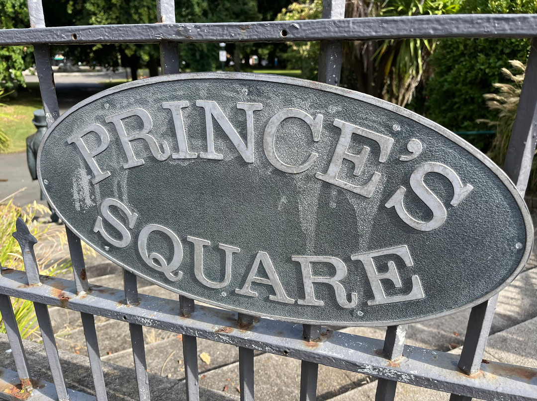 Prince's Square-朗塞斯顿必去景点