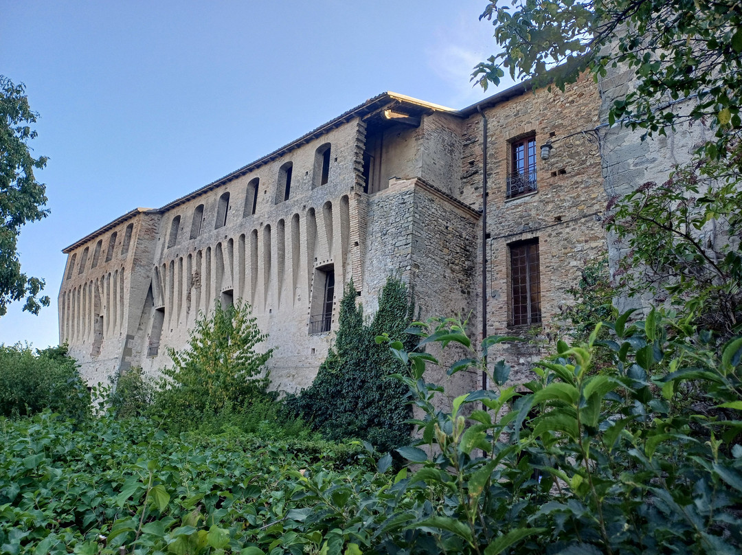 Castello Pallavicino di Varano de' Melegari-Varano de' Melegari必去景点