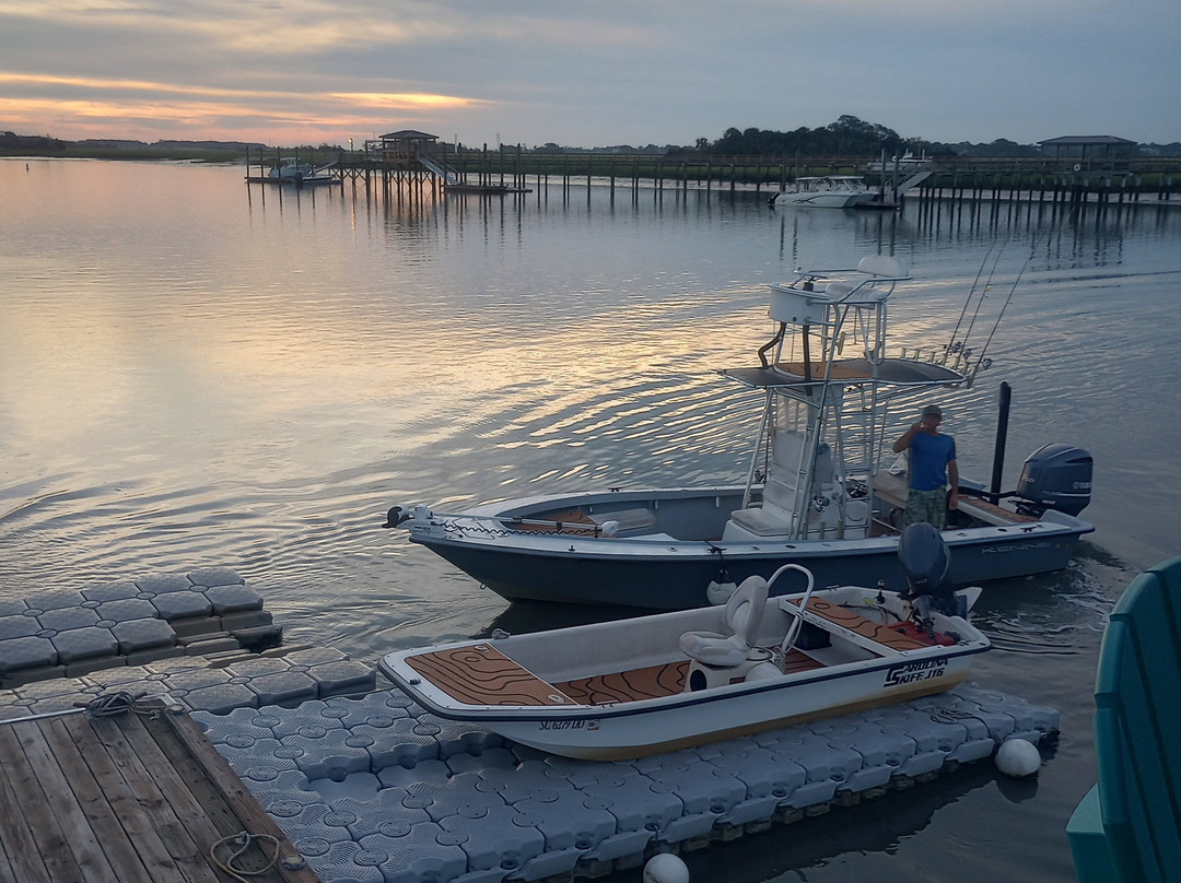Charleston Fishfinder Charters-棕榈岛必去景点