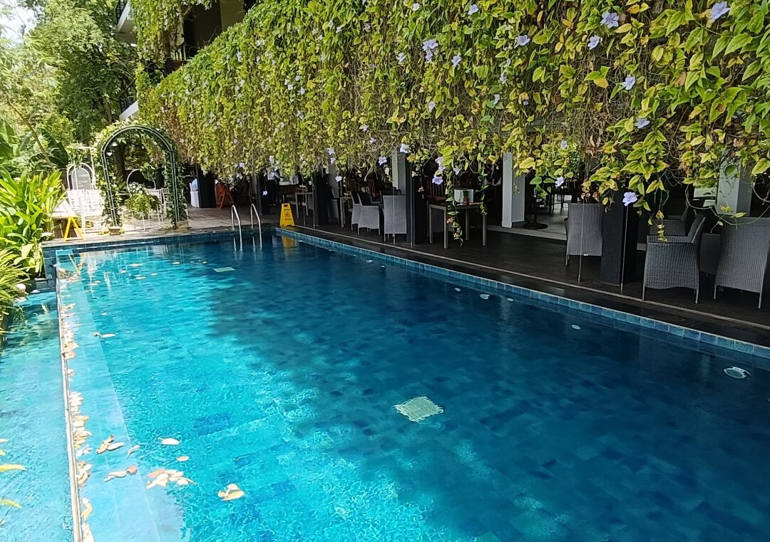 The Lake Forest Hotel主图