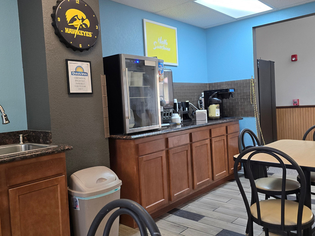 Days Inn by Wyndham West Branch Iowa City Area主图