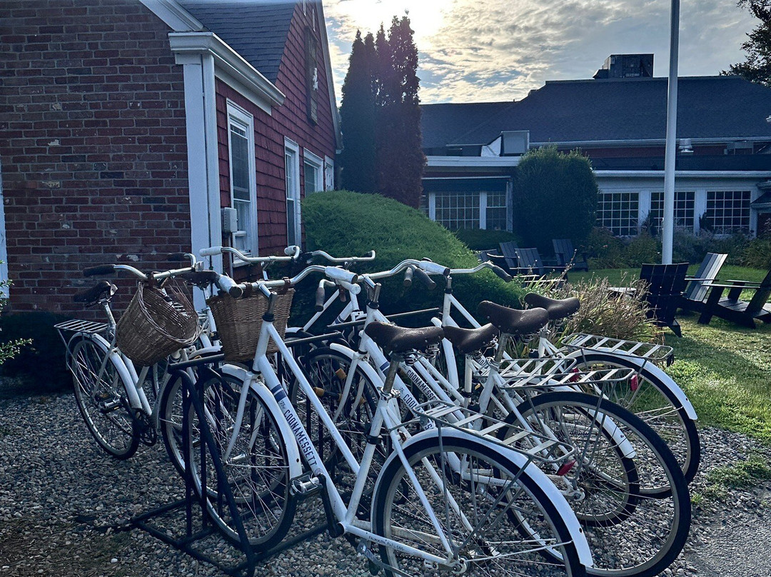 The Coonamessett主图