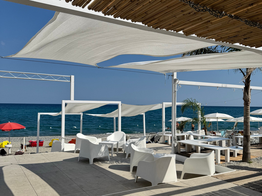 MOMA Beach Club-Monasterace Marina必去景点