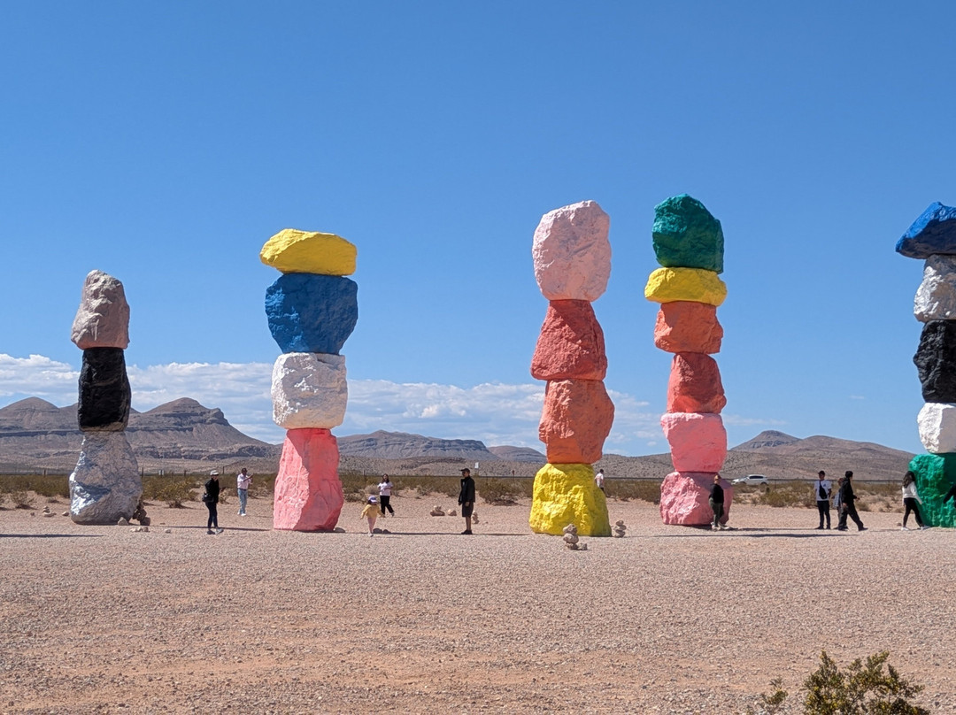 Seven Magic Mountains-Jean必去景点