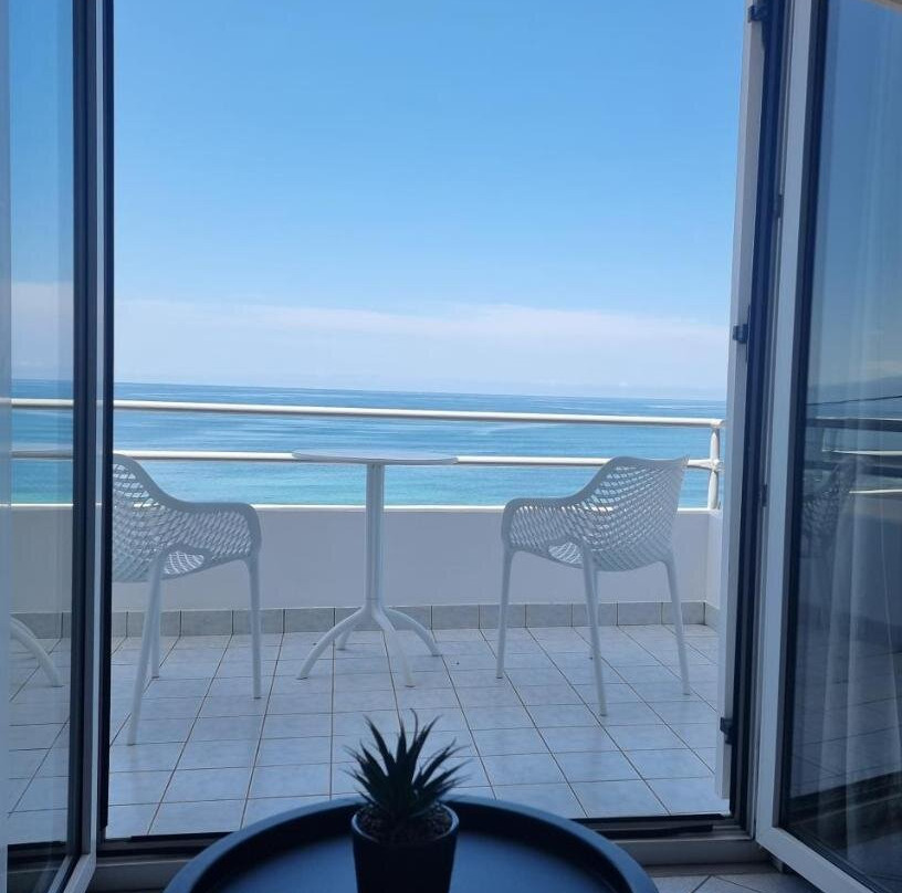 Thalasea Hotel