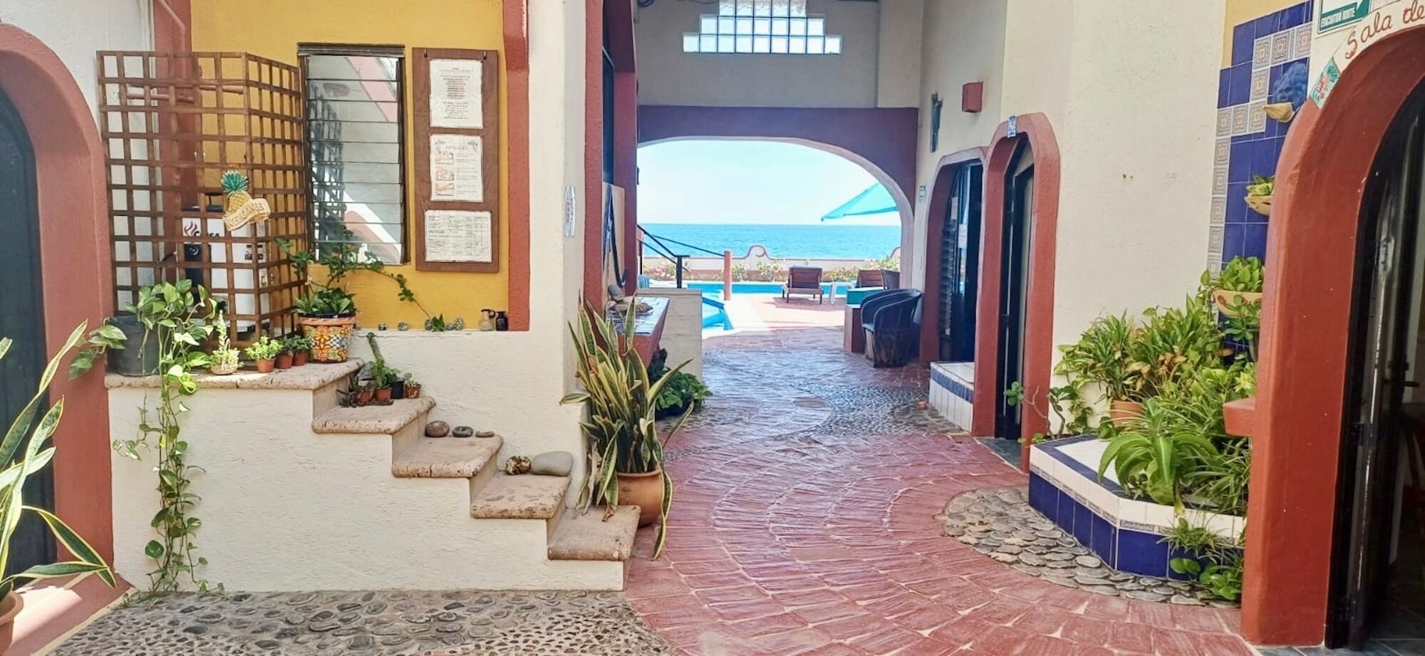 La Paloma Oceanfront Retreat-浴室