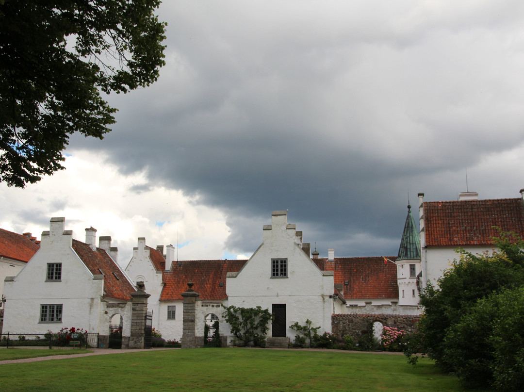Bosjökloster Slott & Trädgårdar-Hoor必去景点