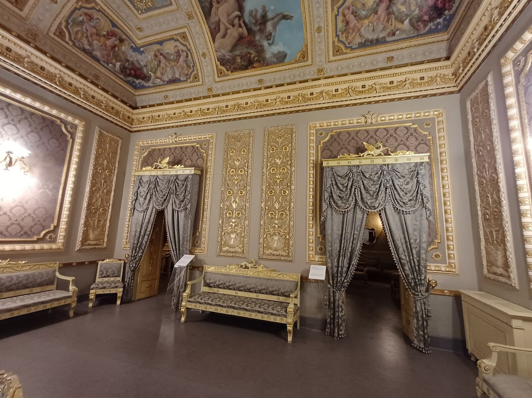 Palazzo Bonelli - Patanè-希克利必去景点