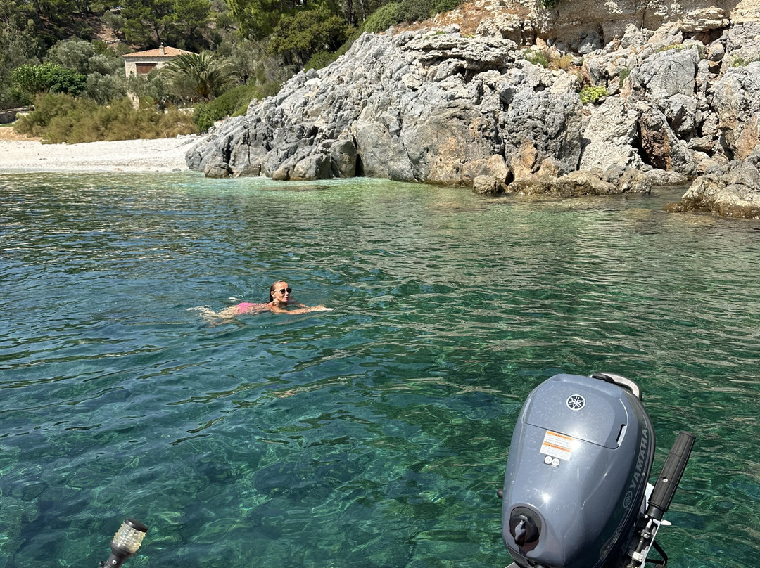 Flagman Service-Ormos Marathokampou必去景点