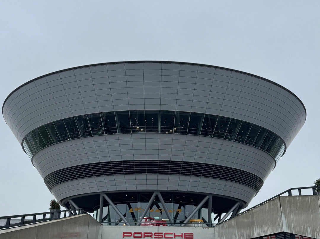 Porsche Werk Leipzig Tor 1-莱比锡必去景点