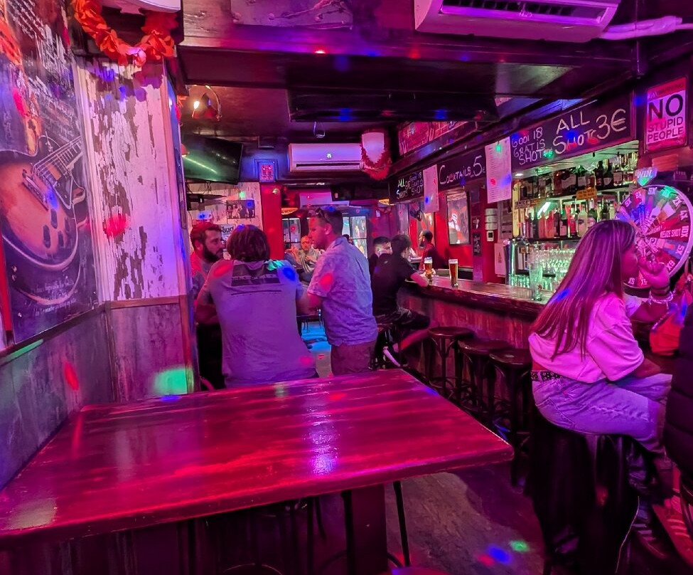 Double Dutch Sportsman-埃拉雷纳尔必去景点