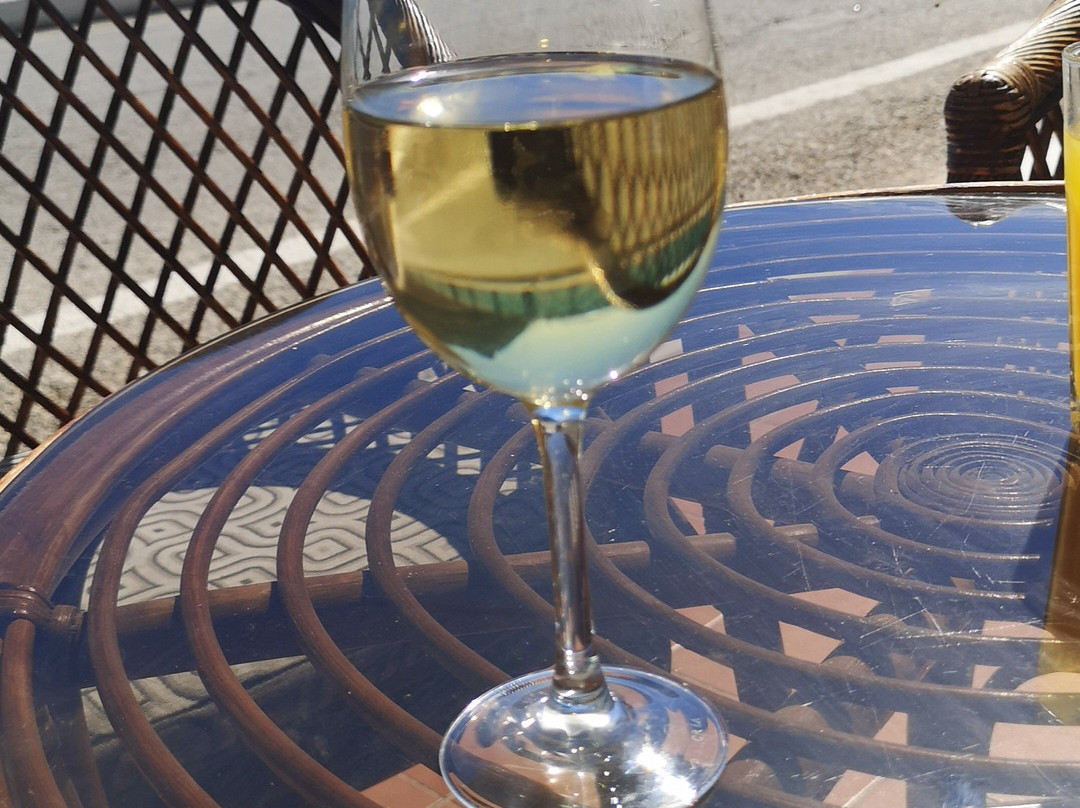 Memory Bar-凯法洛斯必去景点