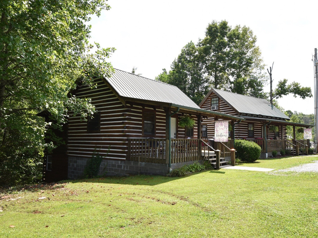 Laurel Lake Cabins