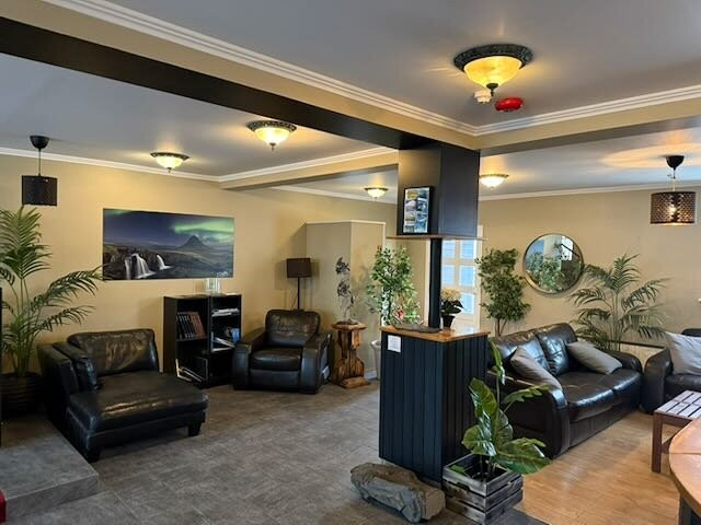 弗拉姆酒店主图