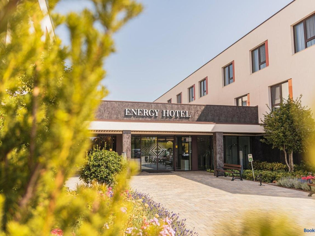 Energy Hotel & Business Center