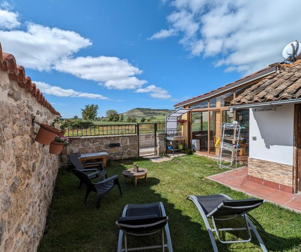 Albergue El Alfar/Pilgrim Hostel