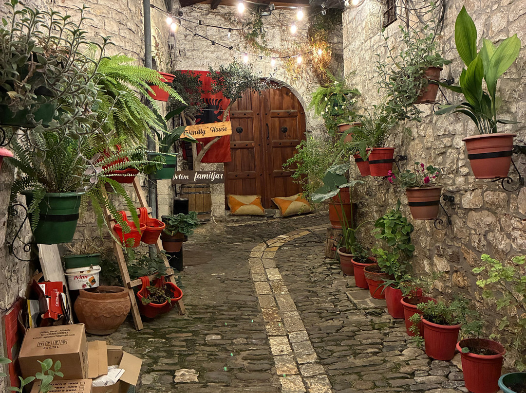 Visit Albania Tour Operator-培拉特必去景点