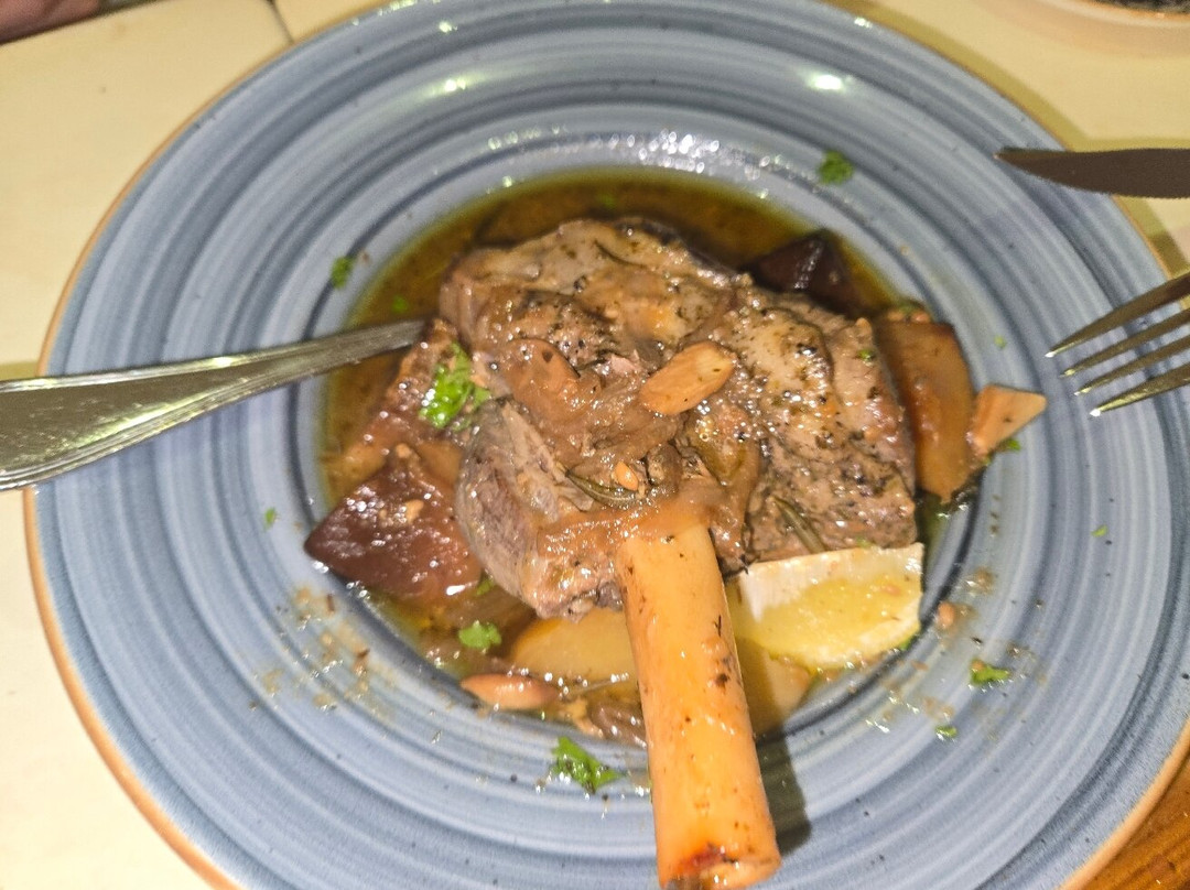 Blu Kouzina Siglap