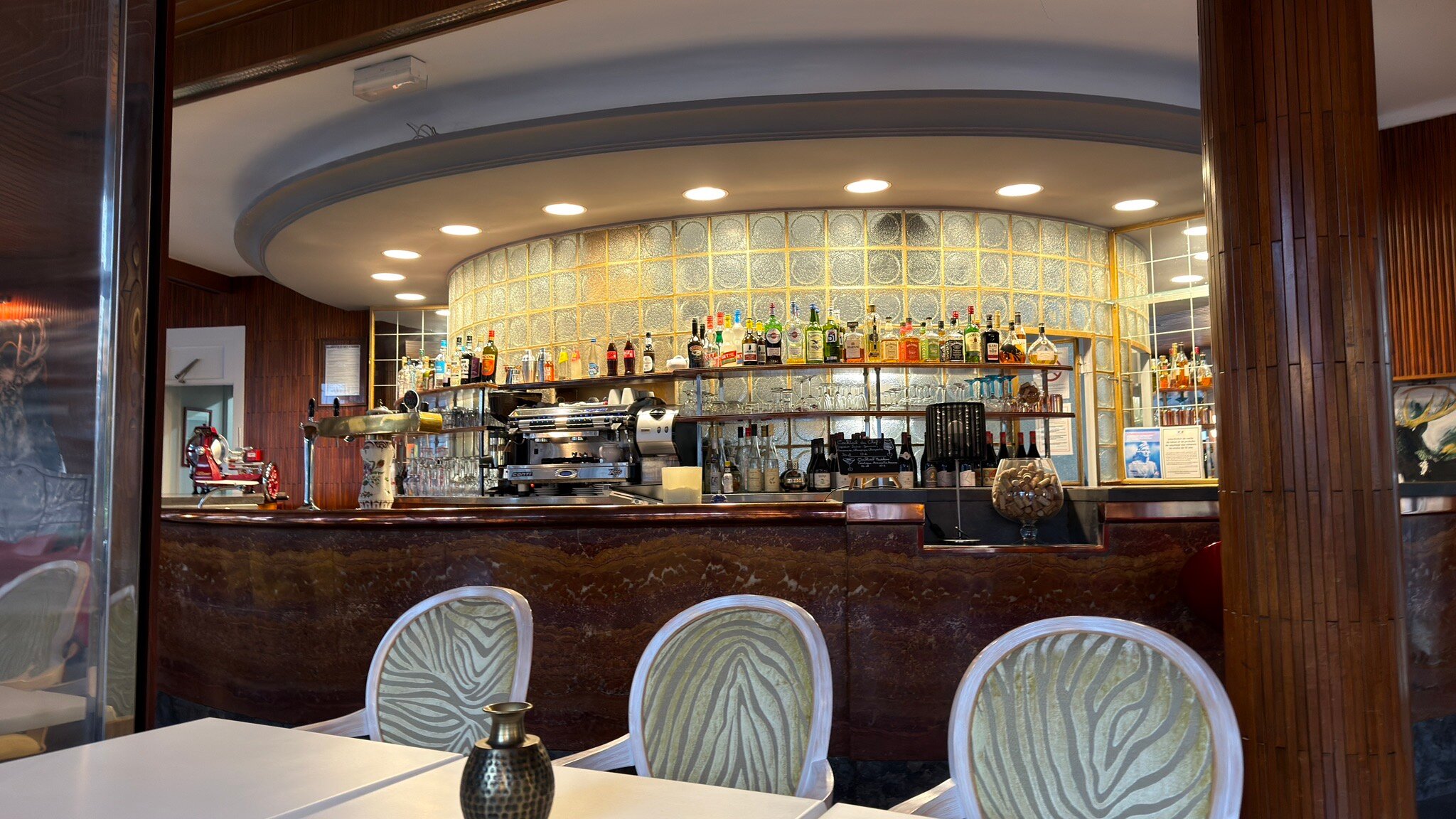 Hotel La Reserve-官方