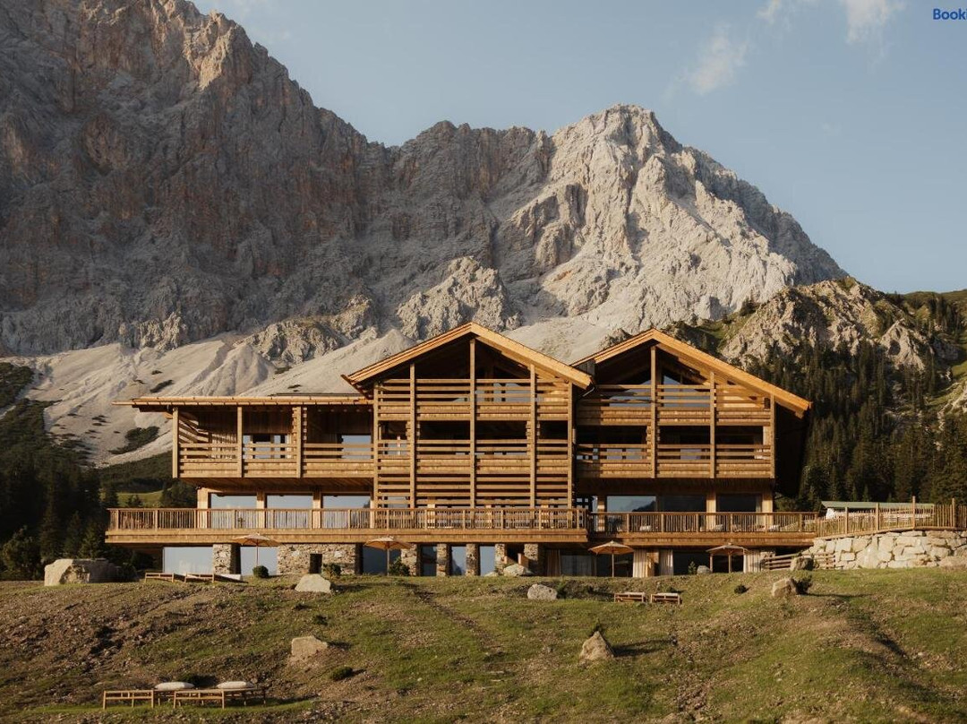 Eriro Alpine Hide