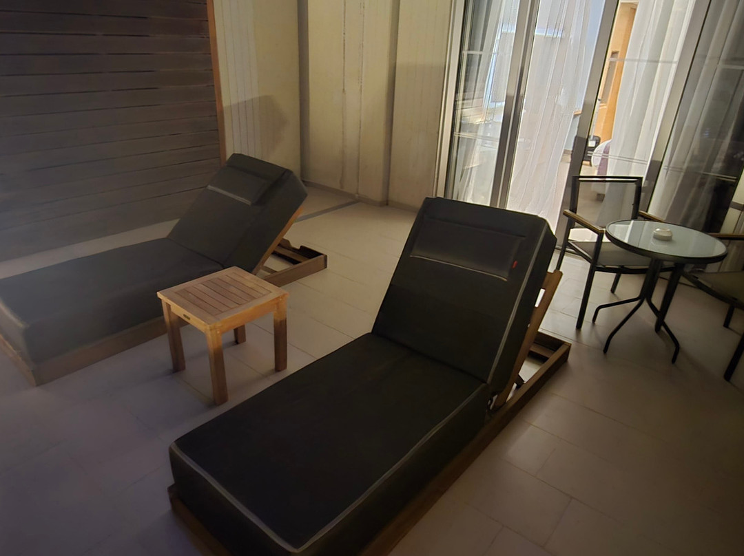 Royal Apollonia主图