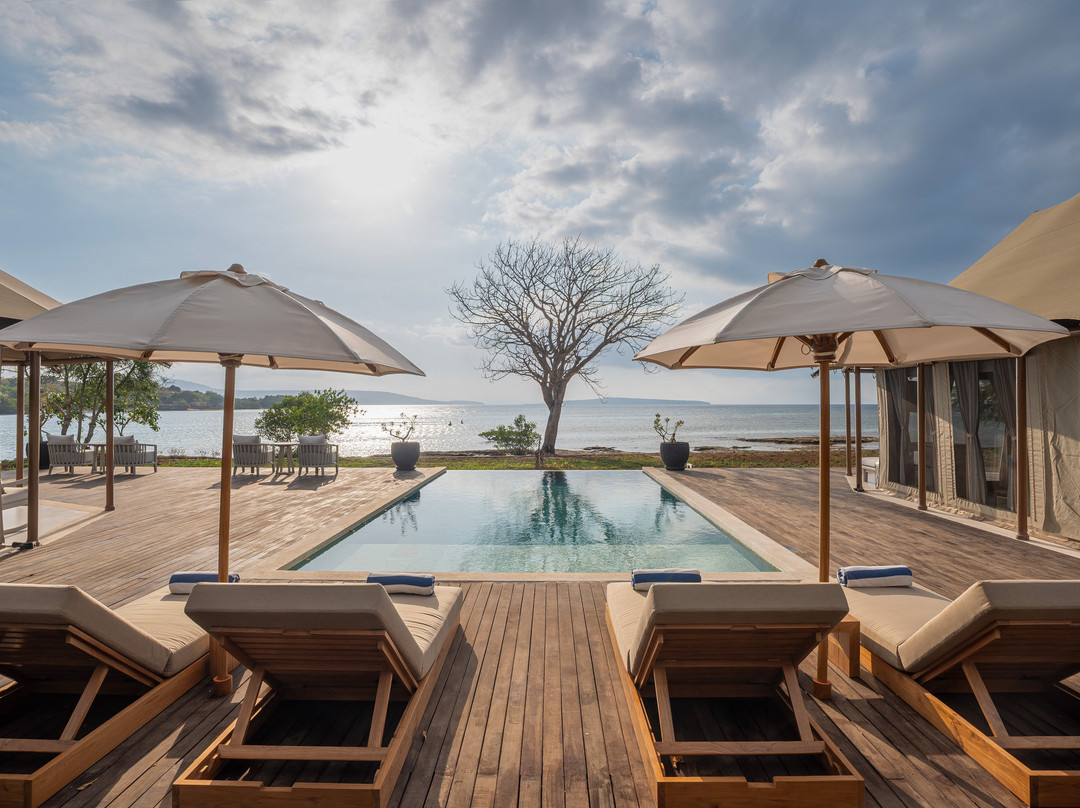 Menjangan Dynasty Resort, Beach Glamping And Dive Centre主图