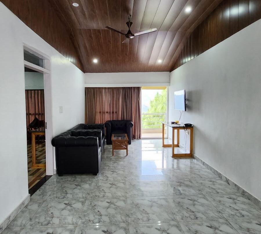 Bluepine Orchard主图