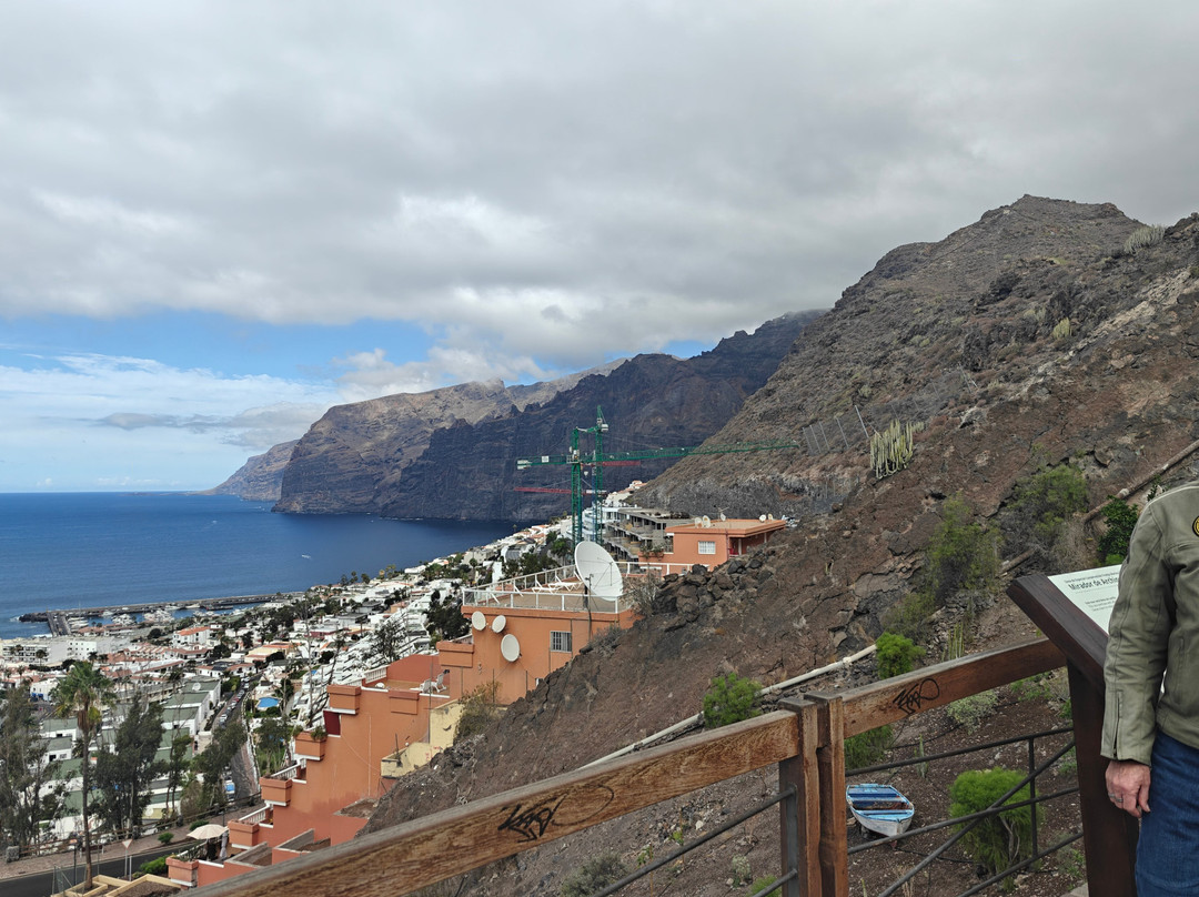 Tenerife on Triumph-阿罗纳必去景点