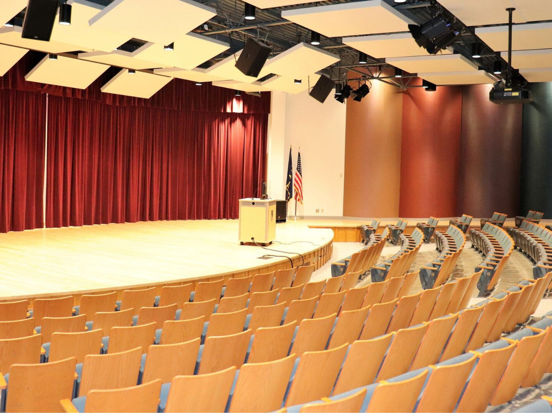 Salem Public Library-塞勒姆必去景点